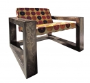 Křeslo Domino (design Wieneke van Gemeren, výrobce De Castelli), rozměr 81 x 72 x 50/70 cm, podnož vyrobená z kovu, čalouněno látkou, cena 48 071 Kč (ABITARE). Křeslo Domino (design Wieneke van Gemeren, výrobce De Castelli), rozměr 81 x 72 x 50/70 cm, podnož vyrobená z kovu, čalouněno látkou, cena 48 071 Kč (ABITARE).