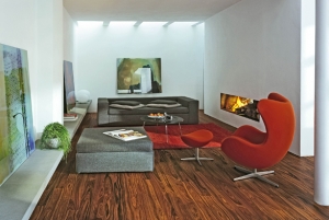 Dřevěná podlaha z kolekce Linea (Parket design), dekor Palisander, cena 1 428 Kč/m² (STUDIO PODLAHY HETH). Dřevěná podlaha z kolekce Linea (Parket design), dekor Palisander, cena 1 428 Kč/m² (STUDIO PODLAHY HETH).