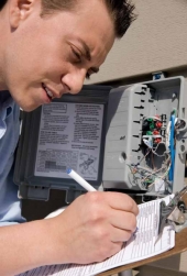 Kontroly a revize elektrozařízení Kontroly a revize elektrozařízení