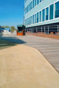 Litý beton v zahradě Litý beton v zahradě