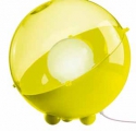 Stojací lampa Orion (Koziol), 32,9 x 30,5 x 32,9 cm, odstín horcicová a transparentní olivová, cena 2 018 Kc, www.koziol.cz. Stojací lampa Orion (Koziol), 32,9 x 30,5 x 32,9 cm, odstín horcicová a transparentní olivová, cena 2 018 Kc, www.koziol.cz.