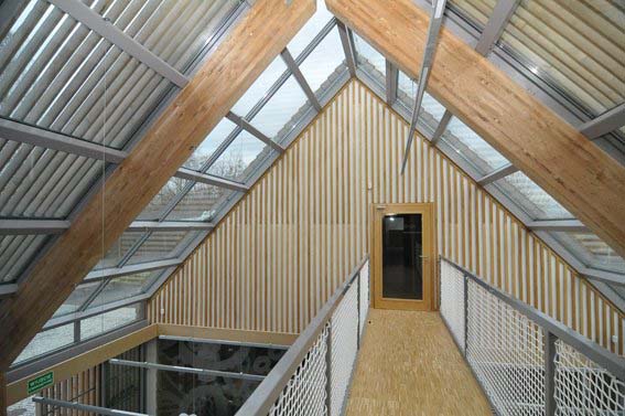 Občanské sdružení KRUH na rok 2015 připravilo již 15. přednáškový cyklus o architektuře. Od března do prosince se v Praze představí významné české i zahraniční architektky (Iwona Wilczek). Občanské sdružení KRUH na rok 2015 připravilo již 15. přednáškový cyklus o architektuře. Od března do prosince se v Praze představí významné české i zahraniční architektky (Iwona Wilczek).