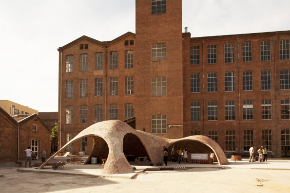 8. ročník mezinárodní soutěže cihlových staveb Brick Award vyhlášen (Brick-Topia, Španělsko) 8. ročník mezinárodní soutěže cihlových staveb Brick Award vyhlášen (Brick-Topia, Španělsko)