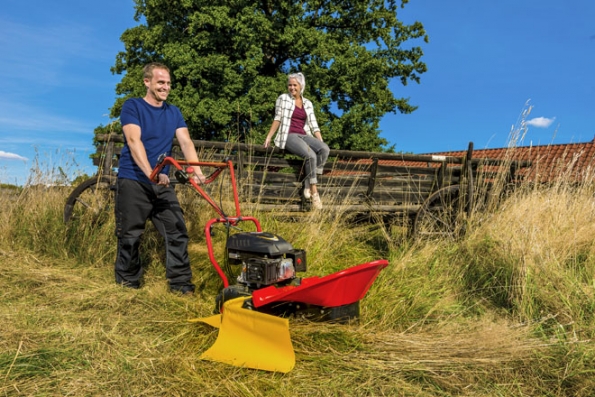 Bubnová sekačka Bella BDR 581 SL si poradí s trávou vysokou až 150 cm (MOUNTFIELD) Bubnová sekačka Bella BDR 581 SL si poradí s trávou vysokou až 150 cm (MOUNTFIELD)